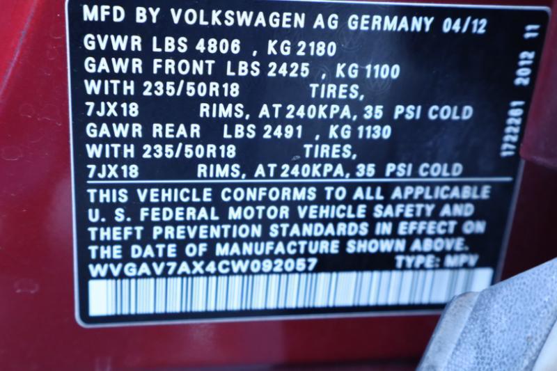 Volkswagen Tiguan S 2012