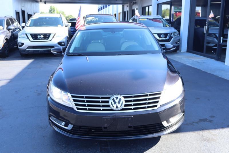 Volkswagen CC Sport w/Lighting Package 2013