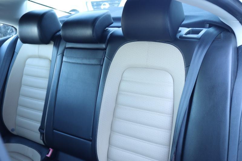Volkswagen CC Sport w/Lighting Package 2013