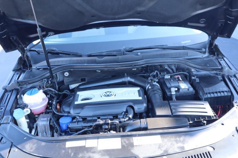 Volkswagen CC Sport w/Lighting Package 2013
