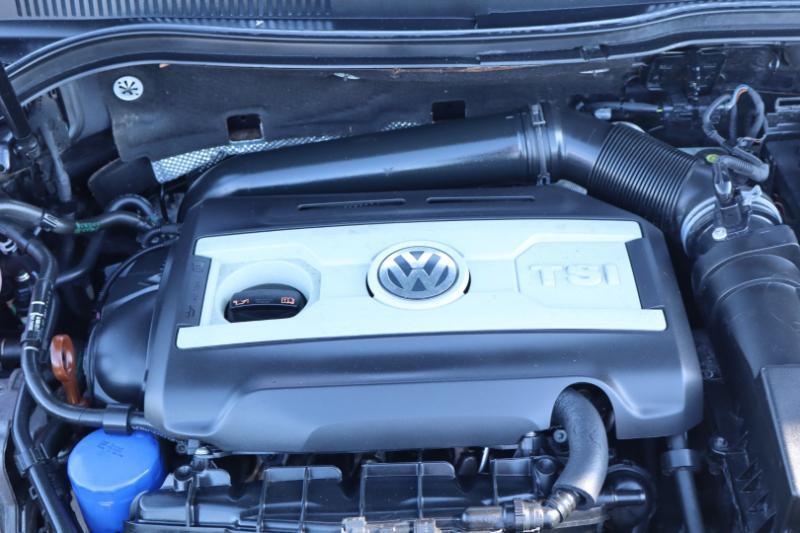Volkswagen CC Sport w/Lighting Package 2013