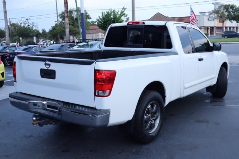 Nissan Titan S King Cab 2WD 2013