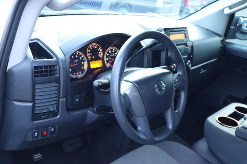 Nissan Titan S King Cab 2WD 2013