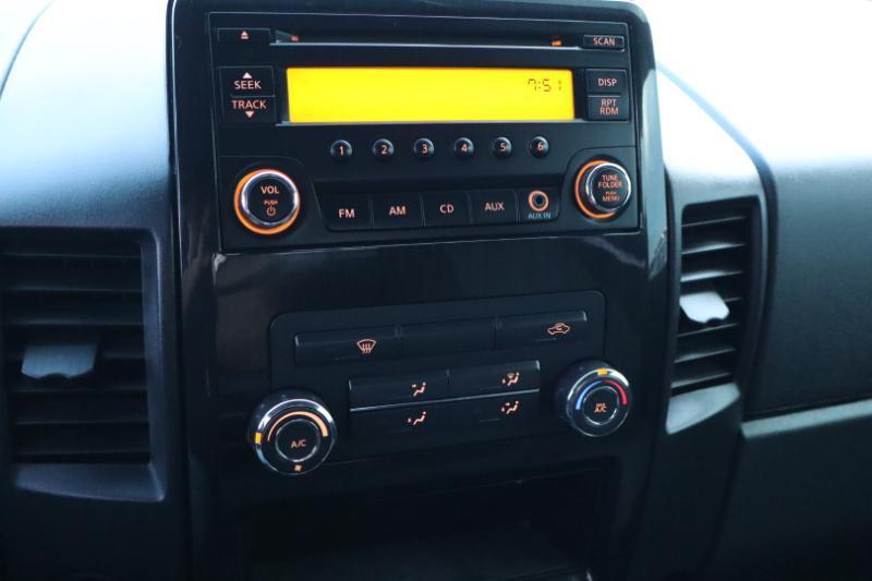Nissan Titan S King Cab 2WD 2013