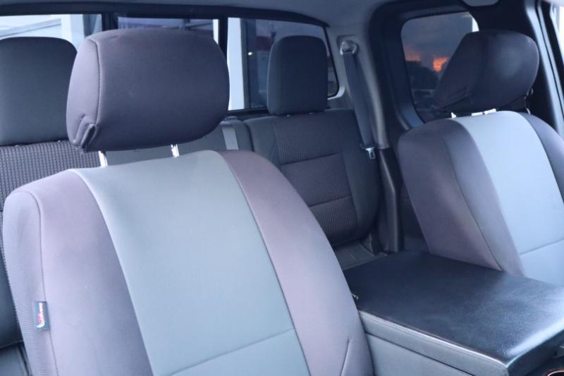 Nissan Titan S King Cab 2WD 2013
