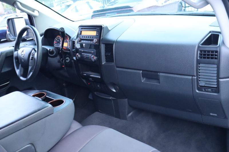 Nissan Titan S King Cab 2WD 2013