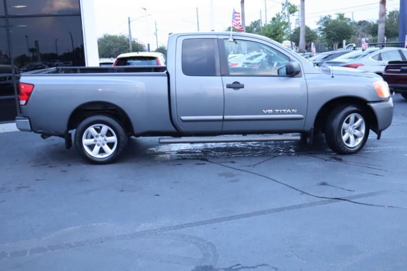 Nissan Titan S King Cab 2WD 2013