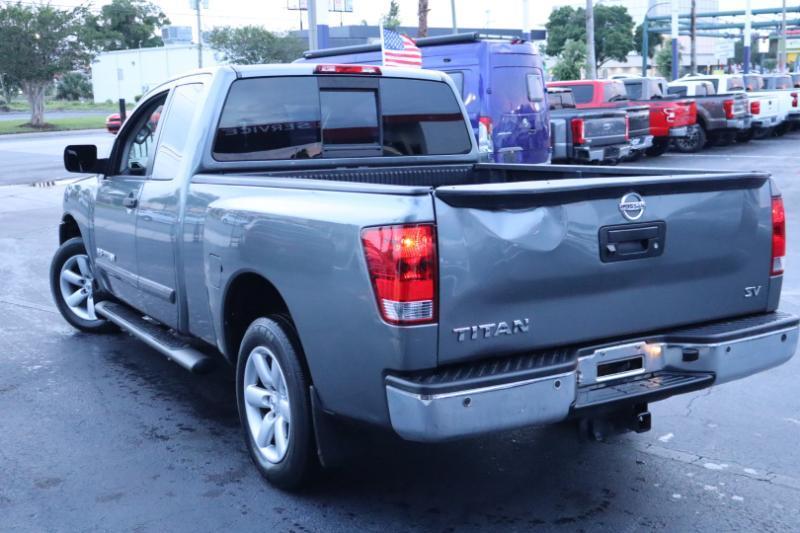 Nissan Titan S King Cab 2WD 2013