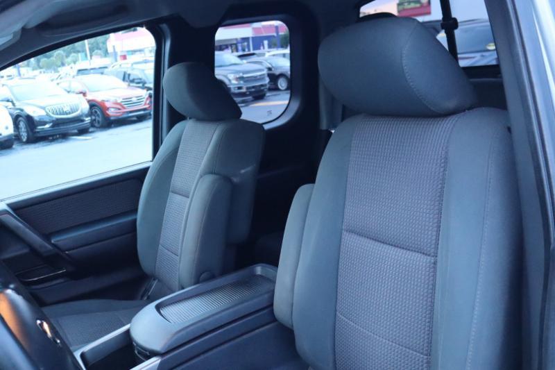 Nissan Titan S King Cab 2WD 2013