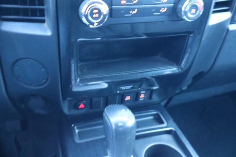 Nissan Titan S King Cab 2WD 2013