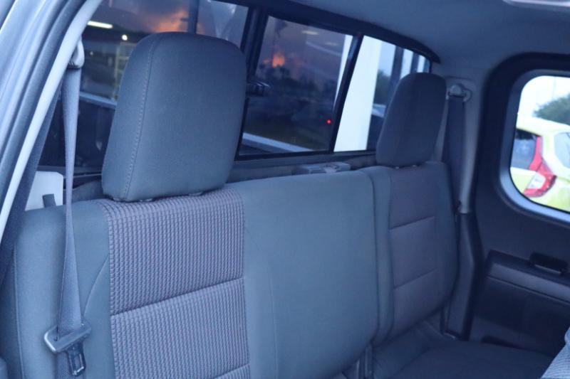 Nissan Titan S King Cab 2WD 2013