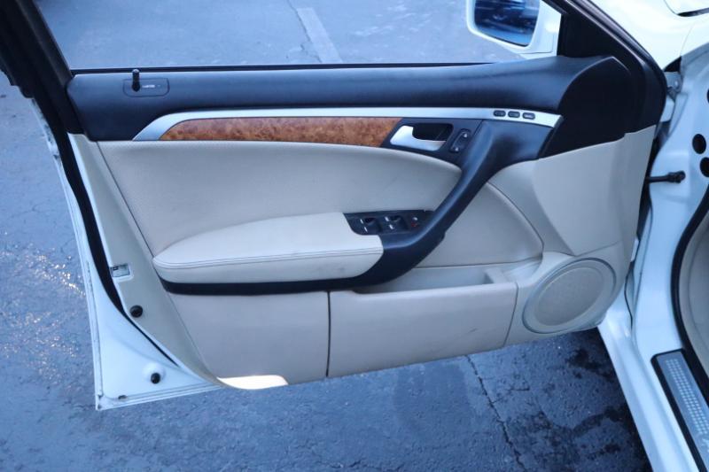 Acura TL 5-Speed AT 2006