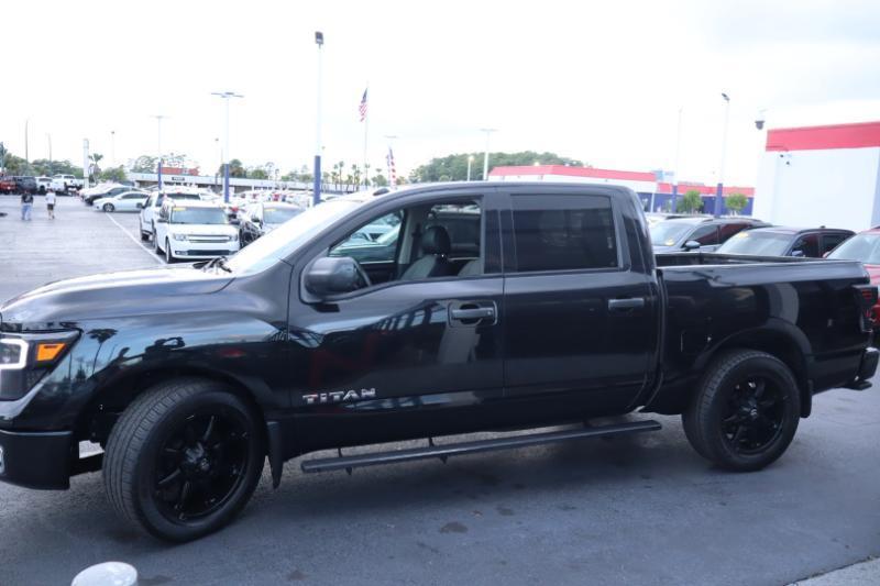 Nissan Titan S Crew Cab 2WD 2019