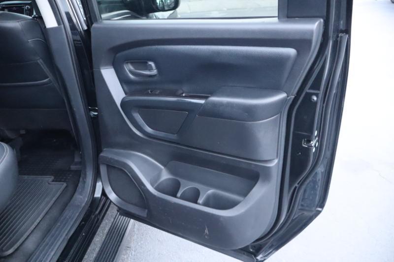Nissan Titan S Crew Cab 2WD 2019