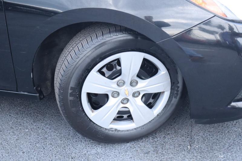 Chevrolet Cruze LS Auto 2017