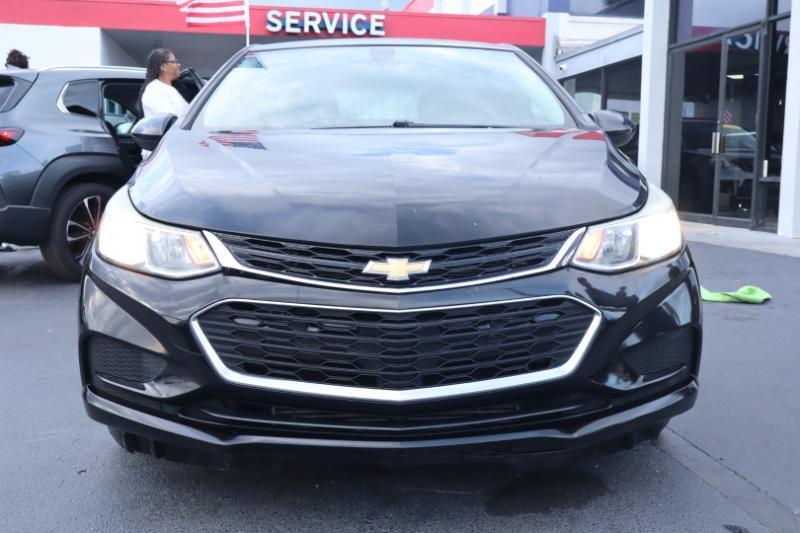 Chevrolet Cruze LS Auto 2017