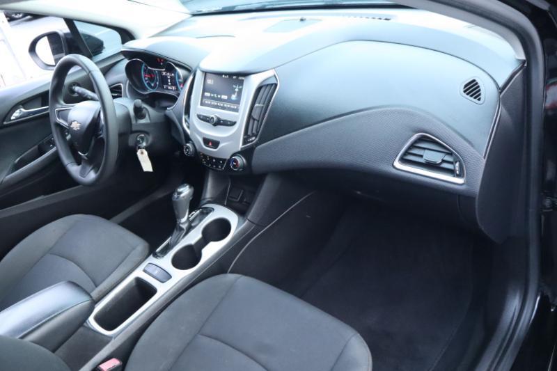 Chevrolet Cruze LS Auto 2017