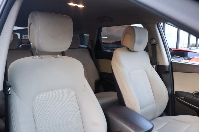 Hyundai Santa Fe SE FWD 2017