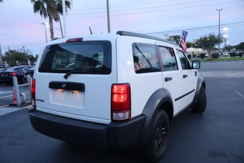 Dodge Nitro SXT 2WD 2008