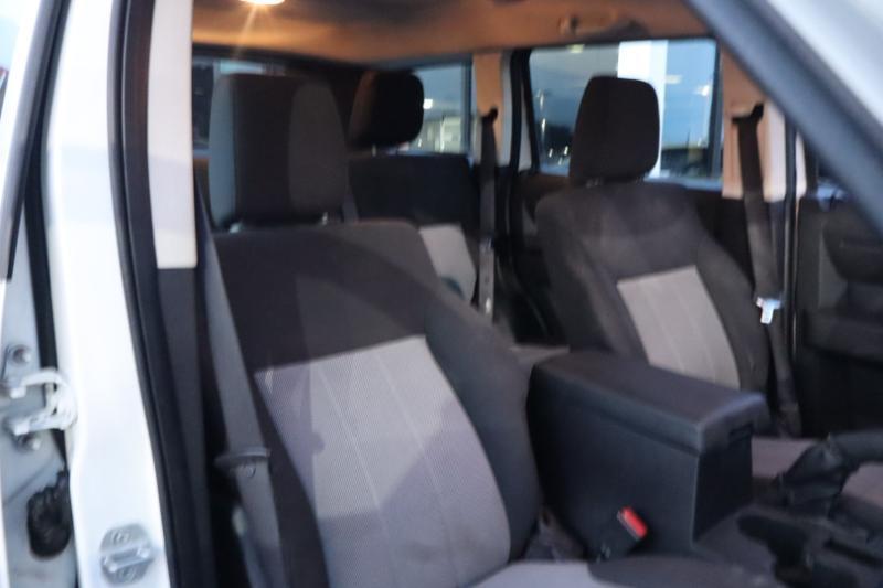 Dodge Nitro SXT 2WD 2008