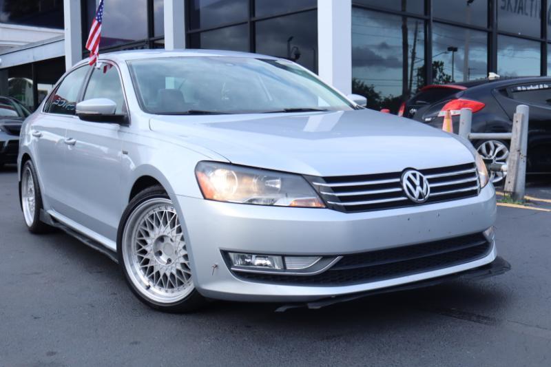 Volkswagen Passat Sport PZEV 5M 2015
