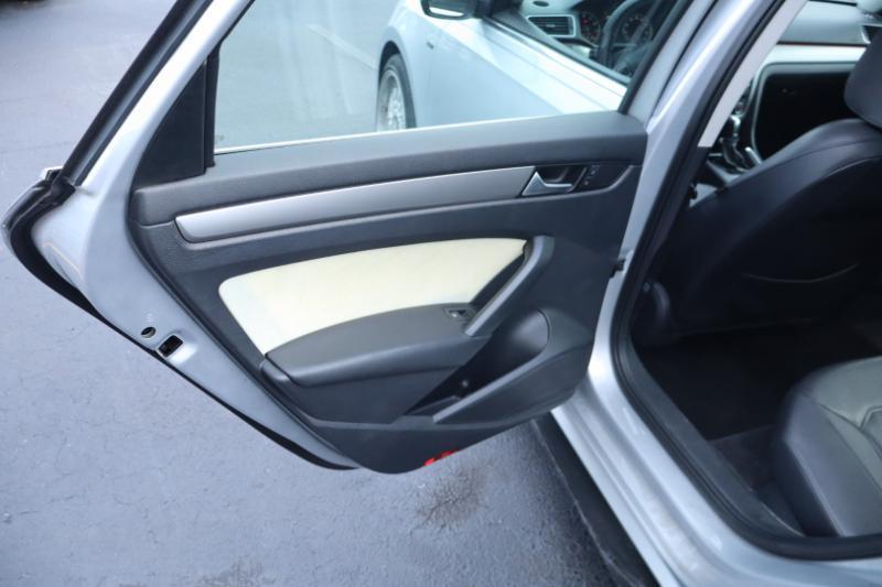 Volkswagen Passat Sport PZEV 5M 2015