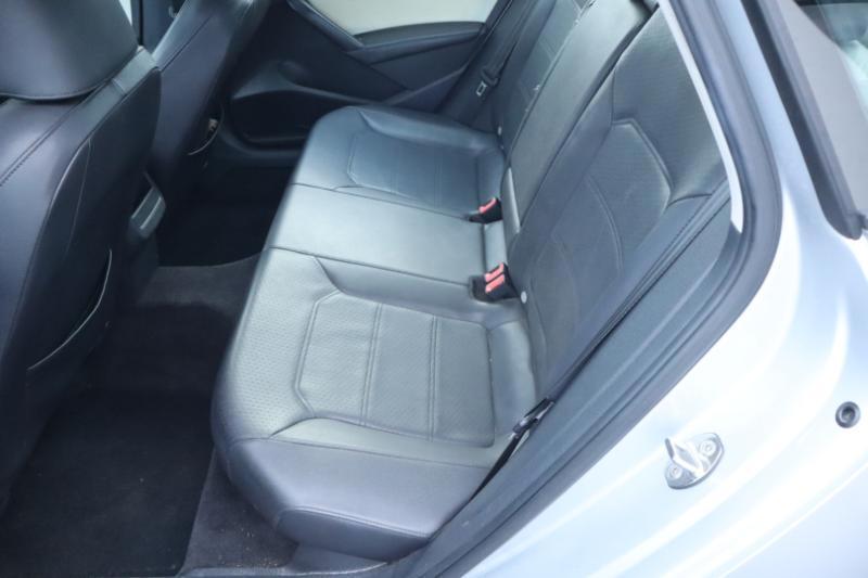 Volkswagen Passat Sport PZEV 5M 2015