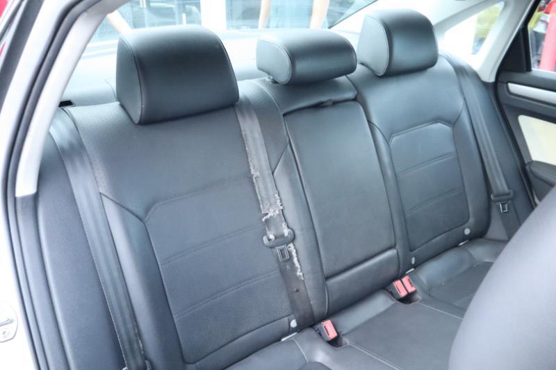 Volkswagen Passat Sport PZEV 5M 2015