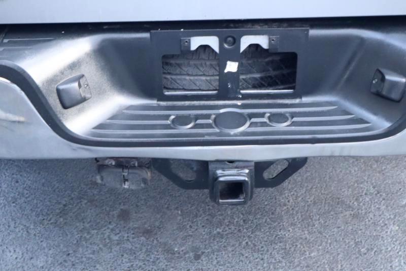 Toyota Tundra Tundra-Grade CrewMax 5.7L 2WD 2012