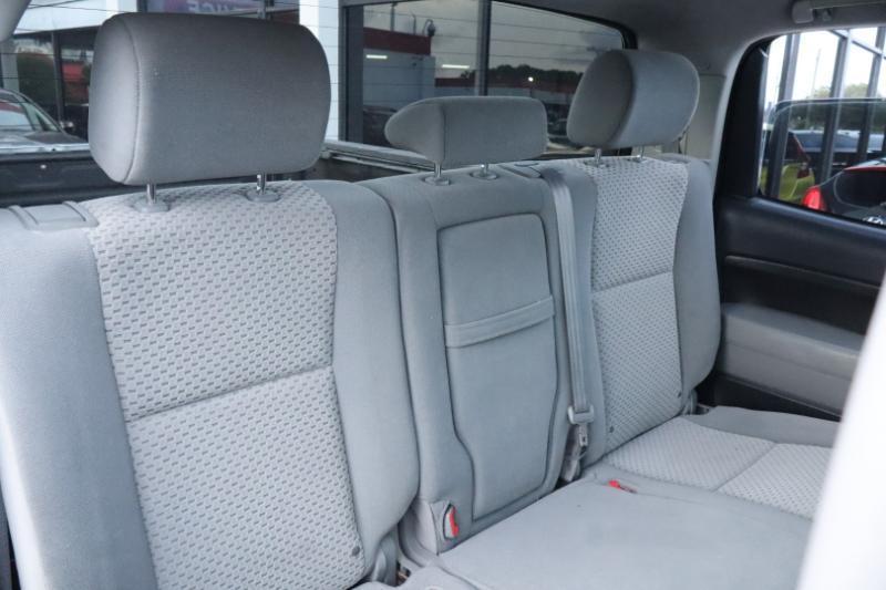 Toyota Tundra Tundra-Grade CrewMax 5.7L 2WD 2012