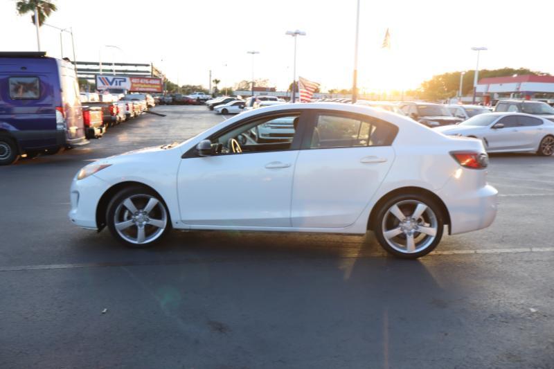 Mazda MAZDA3 i SV AT 4-Door 2013