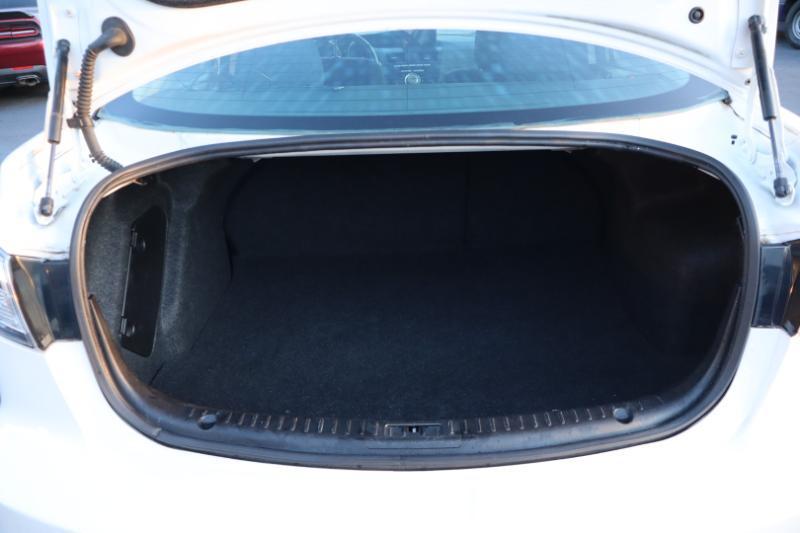 Mazda MAZDA3 i SV AT 4-Door 2013