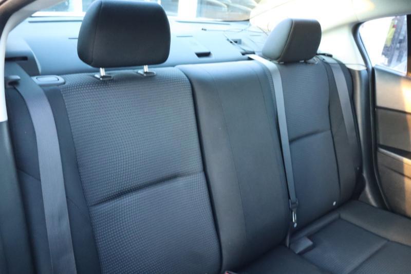 Mazda MAZDA3 i SV AT 4-Door 2013