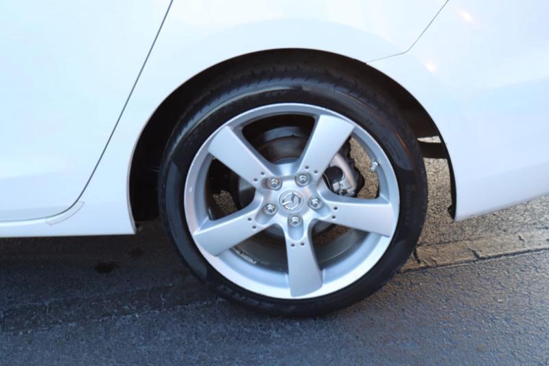 Mazda MAZDA3 i SV AT 4-Door 2013