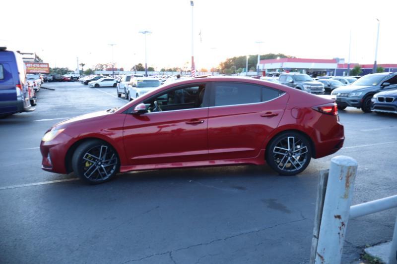 Hyundai Elantra Sport 7A 2019