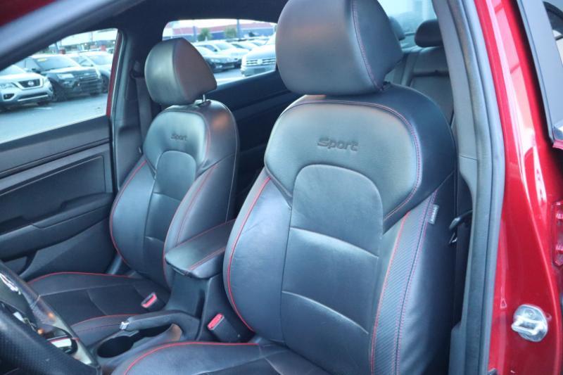 Hyundai Elantra Sport 7A 2019