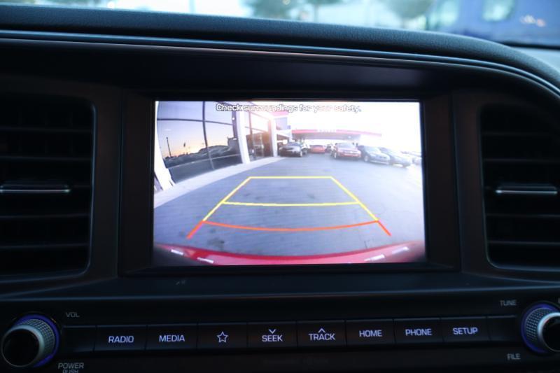 Hyundai Elantra Sport 7A 2019
