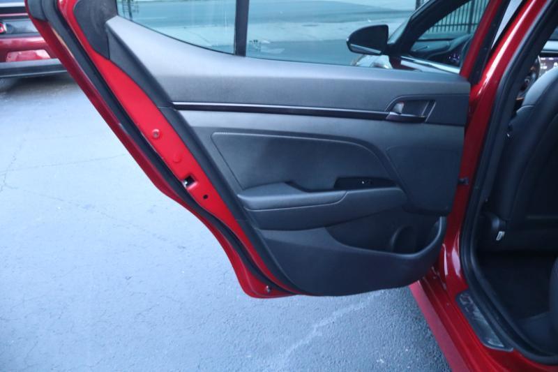 Hyundai Elantra Sport 7A 2019