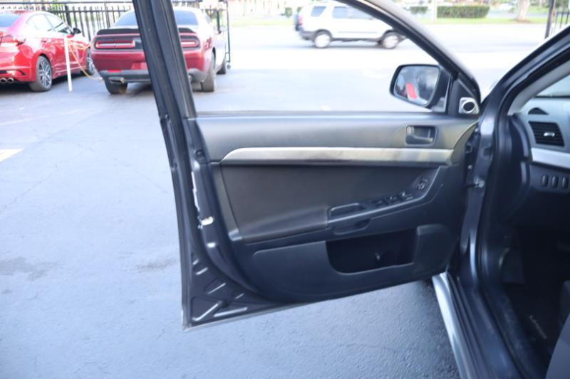 Mitsubishi Lancer DE 2009