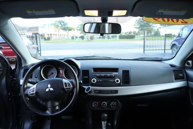 Mitsubishi Lancer DE 2009