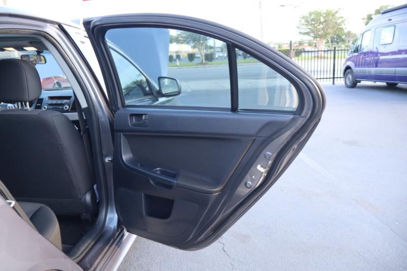 Mitsubishi Lancer DE 2009