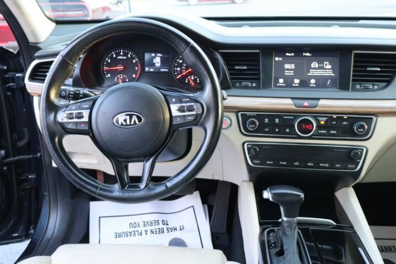 Kia Cadenza Premium 2017