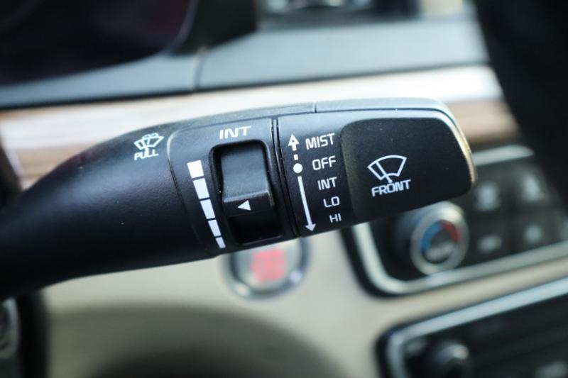 Kia Cadenza Premium 2017