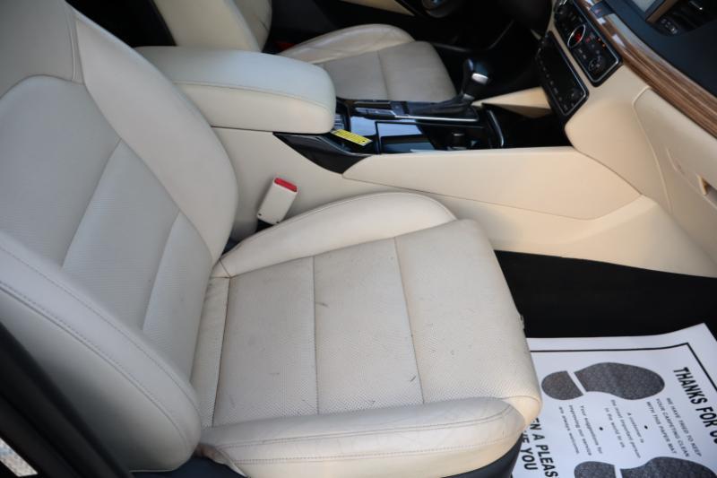 Kia Cadenza Premium 2017