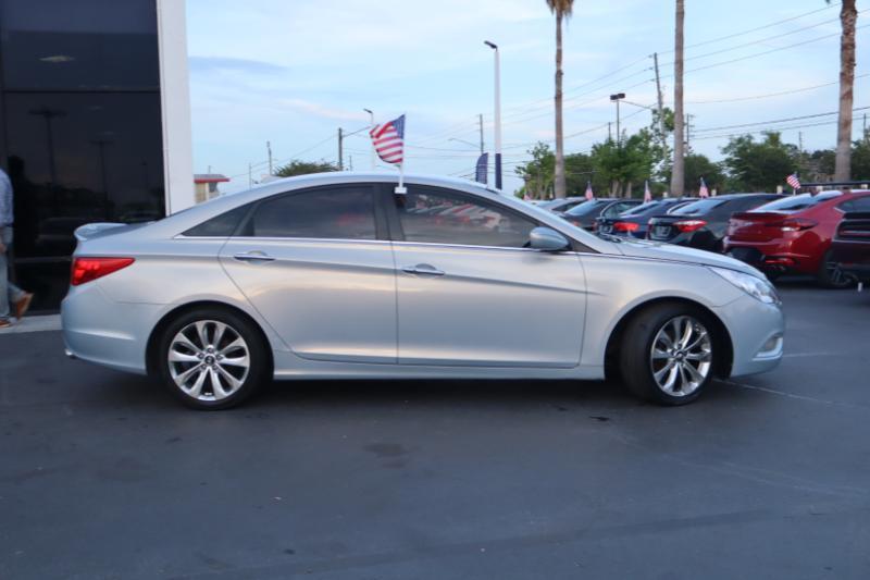 Hyundai Sonata Limited Auto 2012