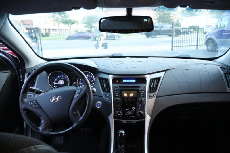 Hyundai Sonata Limited Auto 2012
