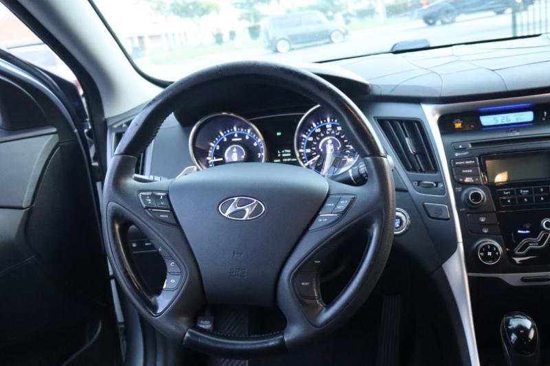 Hyundai Sonata Limited Auto 2012