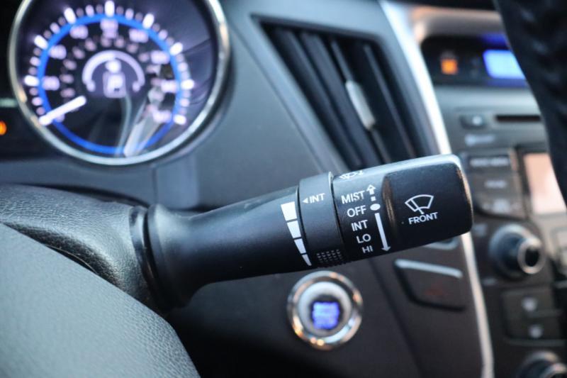 Hyundai Sonata Limited Auto 2012