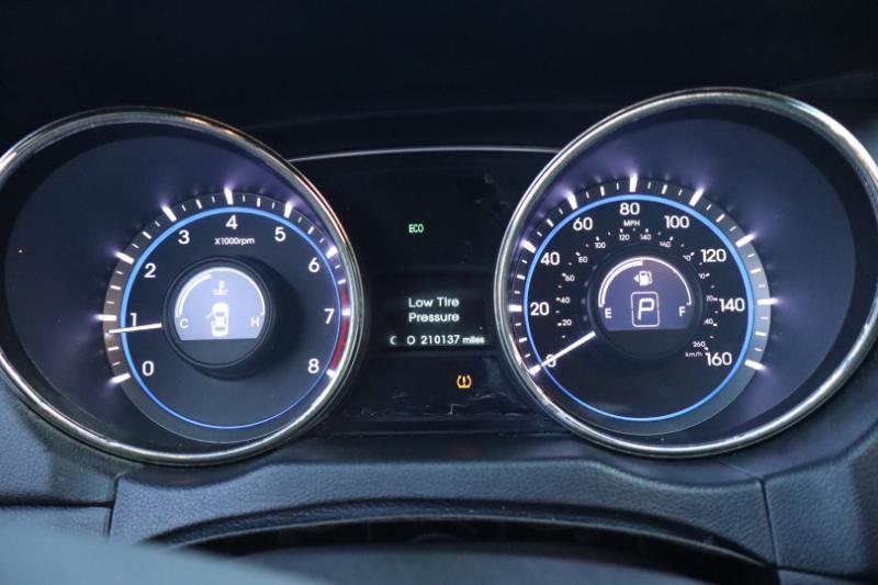 Hyundai Sonata Limited Auto 2012