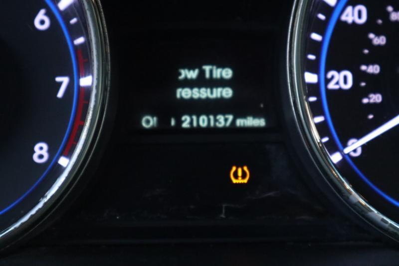Hyundai Sonata Limited Auto 2012